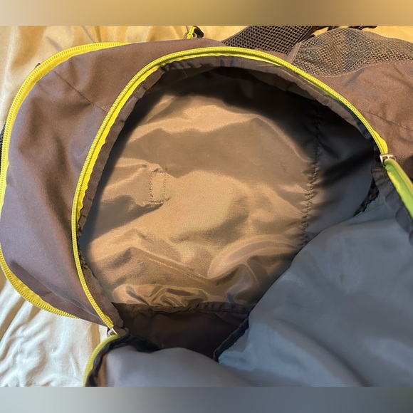 Northface pivoter backpack-grey - Picture 2 of 4